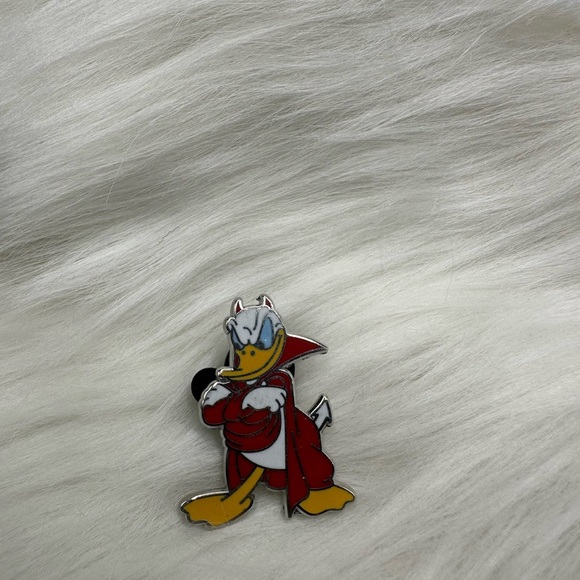 💙3/$20 Disney trading Pin - Picture 1 of 3